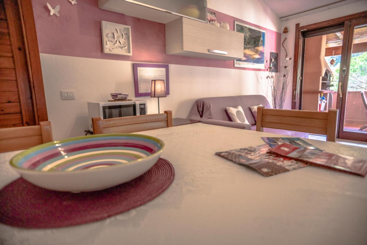 Purple House, 30M To Beach 풀라 외부 사진
